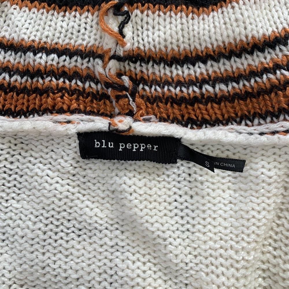 {3/$15} Blu Pepper | Cream and Brown Knit Fringe Cardigan - Picture 6 of 9